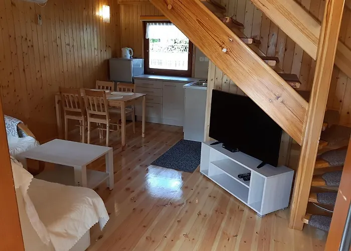 Blanka 山林小屋 *