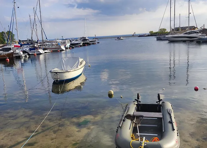 Blanka 山林小屋 *